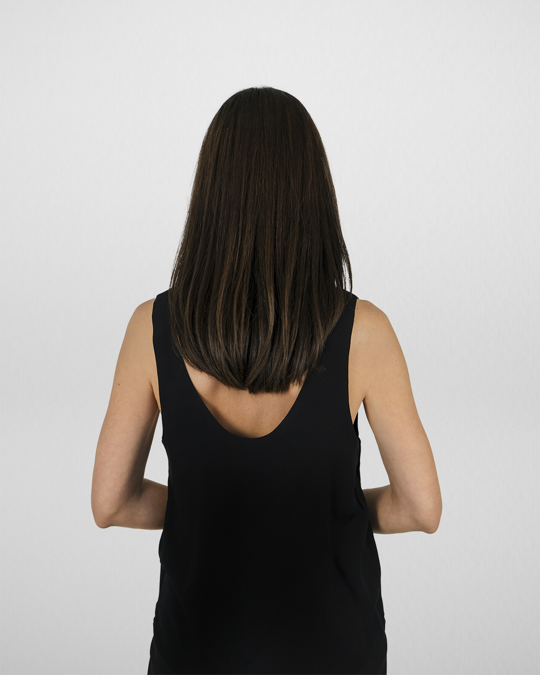 U Yakalı Dökümlü Atlet, Siyah